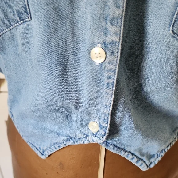 Bonjour Vintage Light Blue Denim Cut Out Cropped Vest - Picture 8 of 9